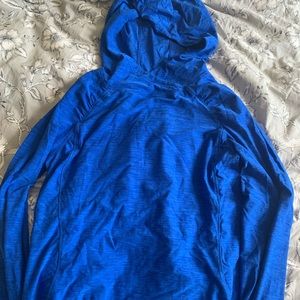 Athletic long sleeve